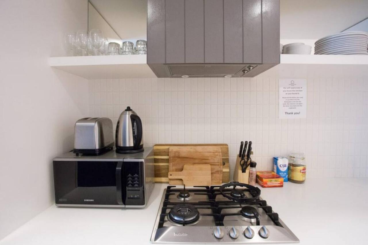 מלבורן Readyset Apartments At Emerald מראה חיצוני תמונה
