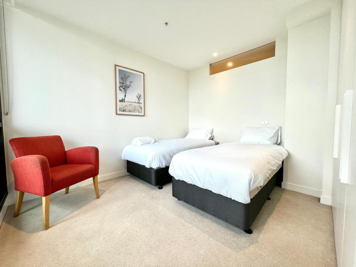 מלבורן Readyset Apartments At Emerald מראה חיצוני תמונה